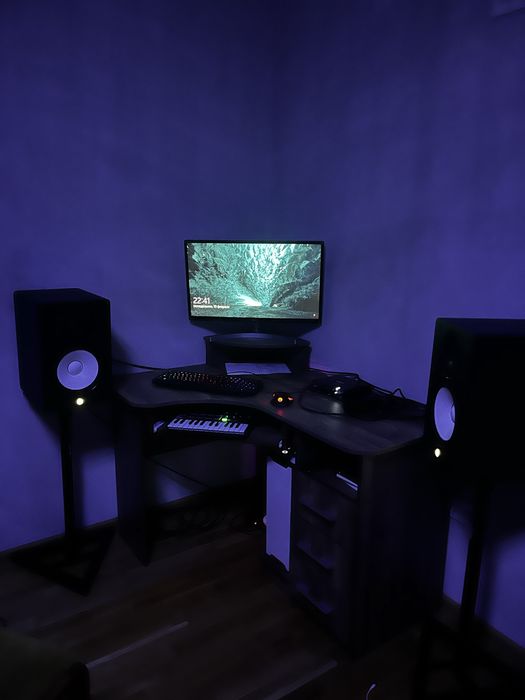 Студійні монітори Yamaha HS8