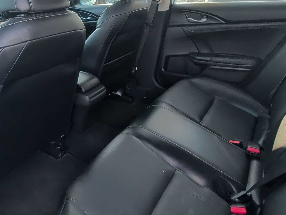Honda Insight Touring      2019