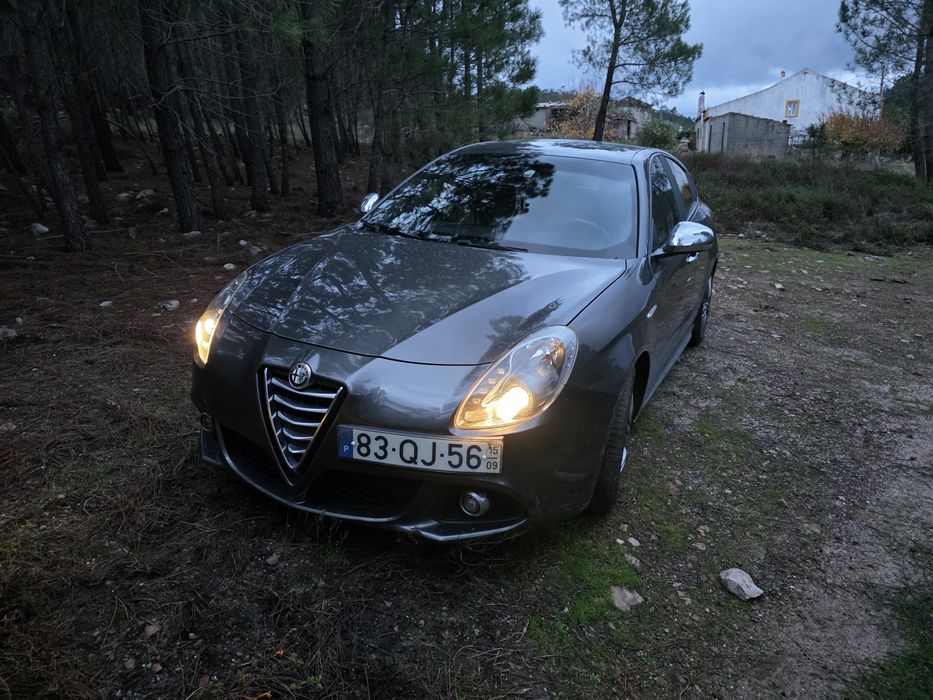 Alfa Romeo Giulietta 1.6 JTDm Distinctive. Nacional.