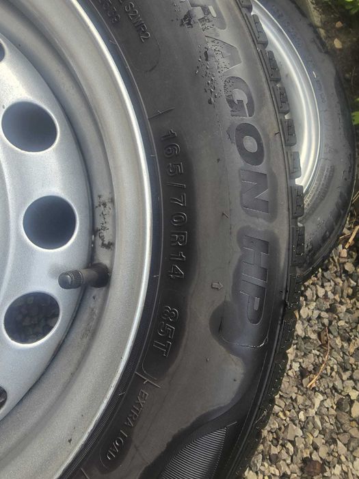Opony zimowe imperial  165/70 R14 + stalówki