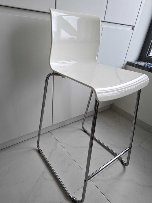 Banco alto IKEA Glenn para Cozinha