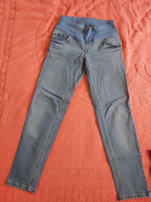 Джинси для вагітних