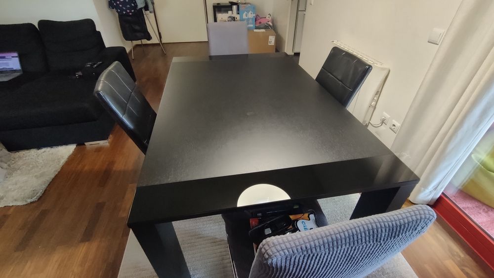 Mobília de sala (mesa de jantar + aparador)