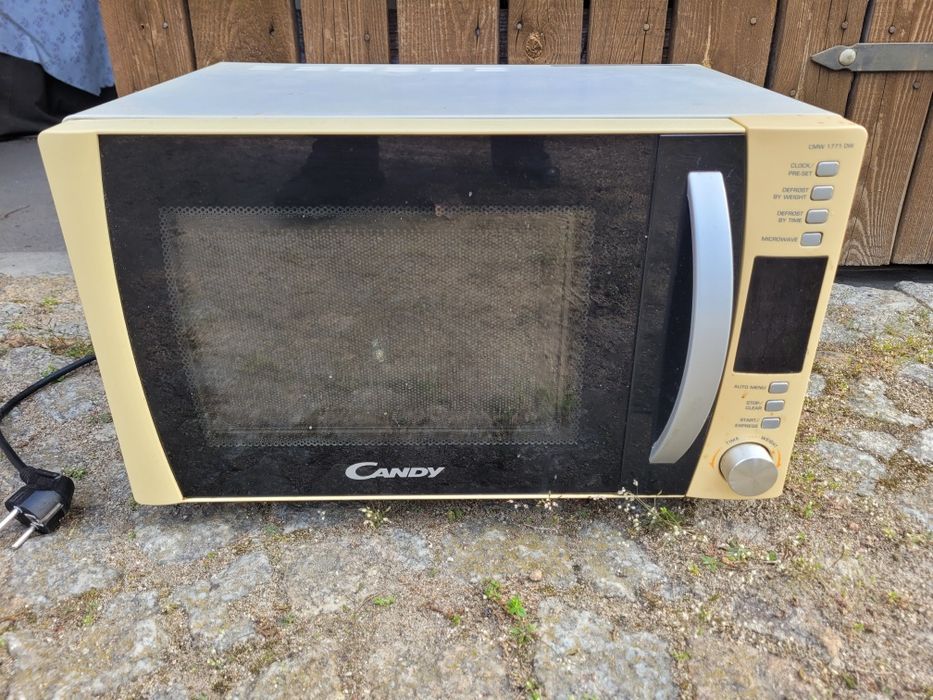 Candy mikrofalówka CMW1771DW 1150W