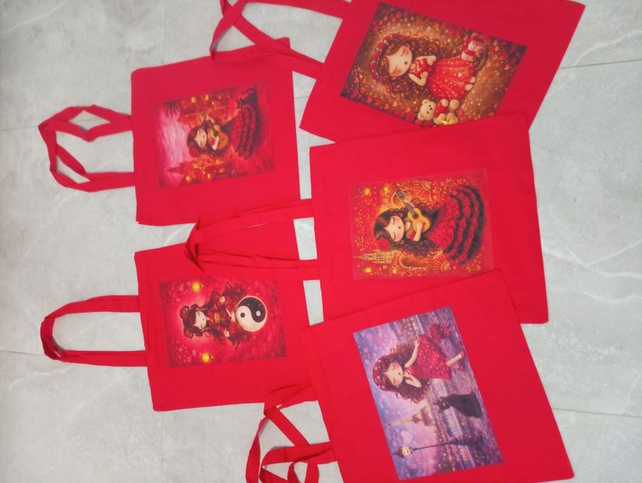 Torba materiałowa na codzien Anekke czerwona różne wzory