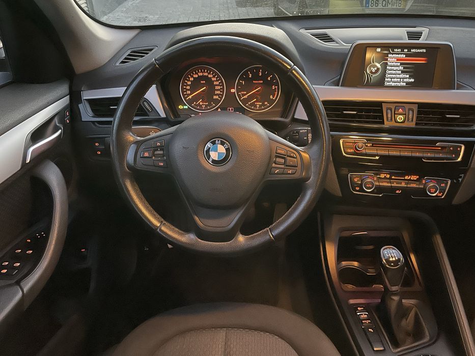 BMW X1 sDrive 16d – Nacional, keyless, Rigorosamente Impecável