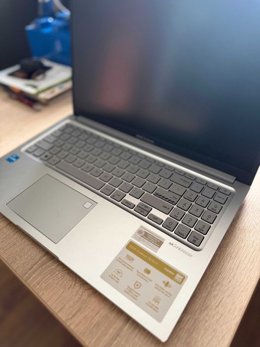 Laptop ASUS Vivobook 15 X1504VA-BQ1038W Intel Core i3 | 16G RAM | 512SSD