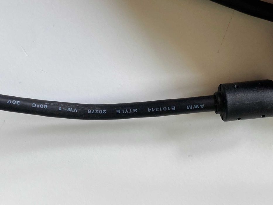 Kabel VGA-VGA video do monitora projektora przewód monitorowy dł. 1,8m