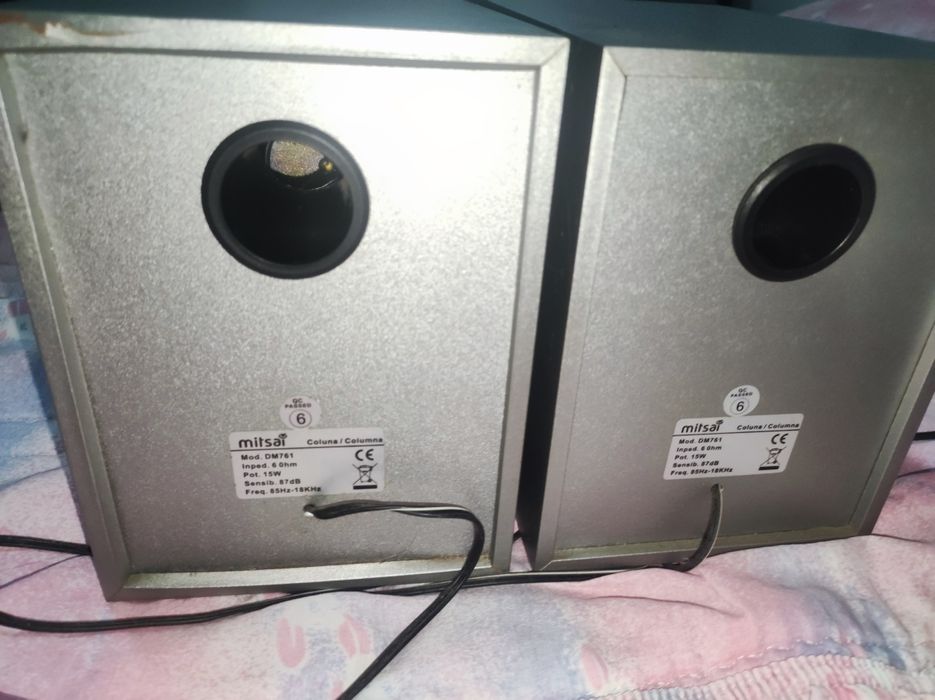 Colunas de som  Mitsai