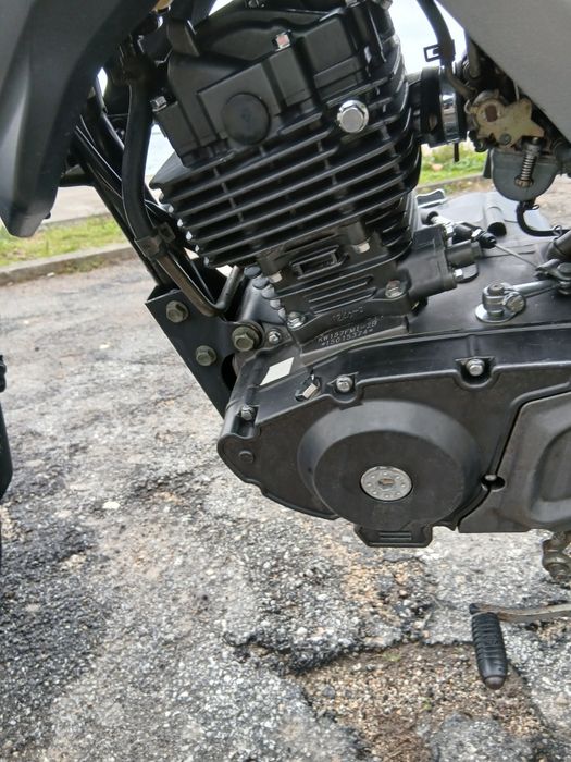 Keeway rks 125 de garagem