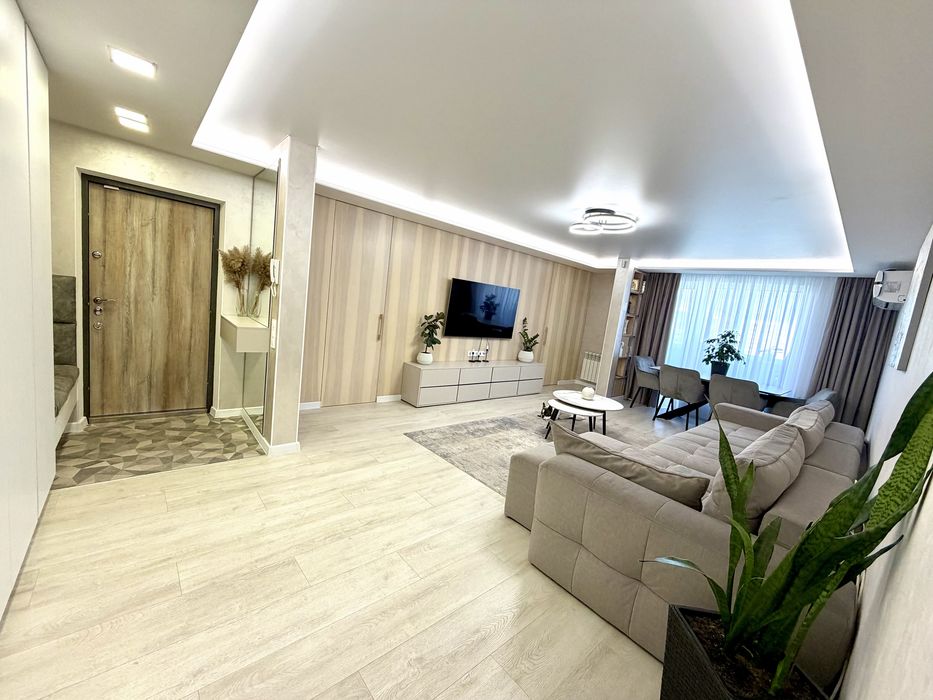 Продам 3 ком ЦЕНТР Дизайнерский ремонт