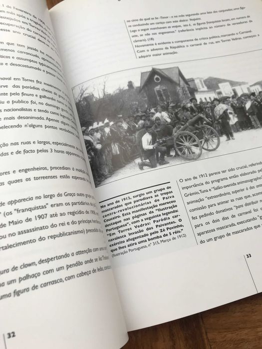 Livro "Carnaval de Torres - Uma história com tradição"