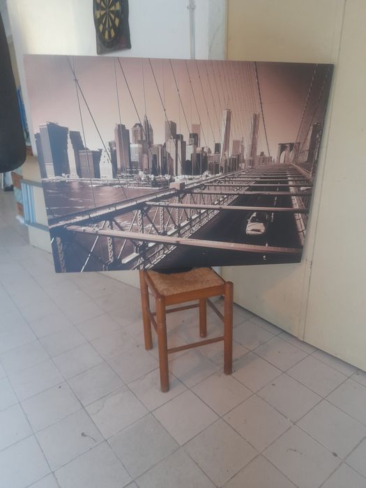 Tela grande para decoração como novo faço entregas mãos na zona sul.