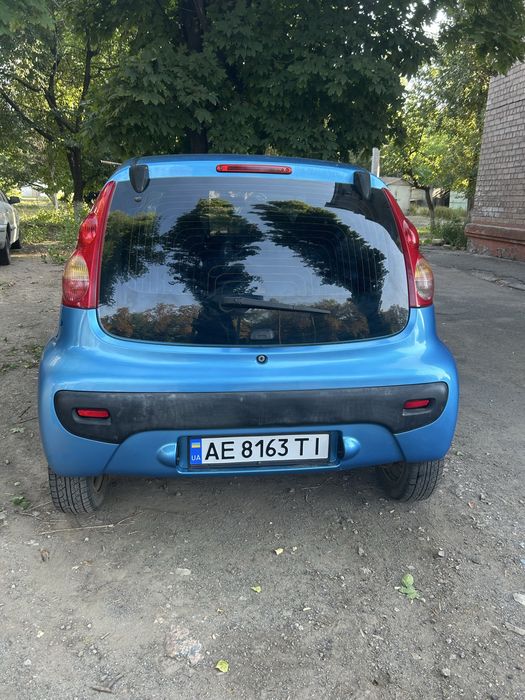 Peugeot 107 1.0 бензин