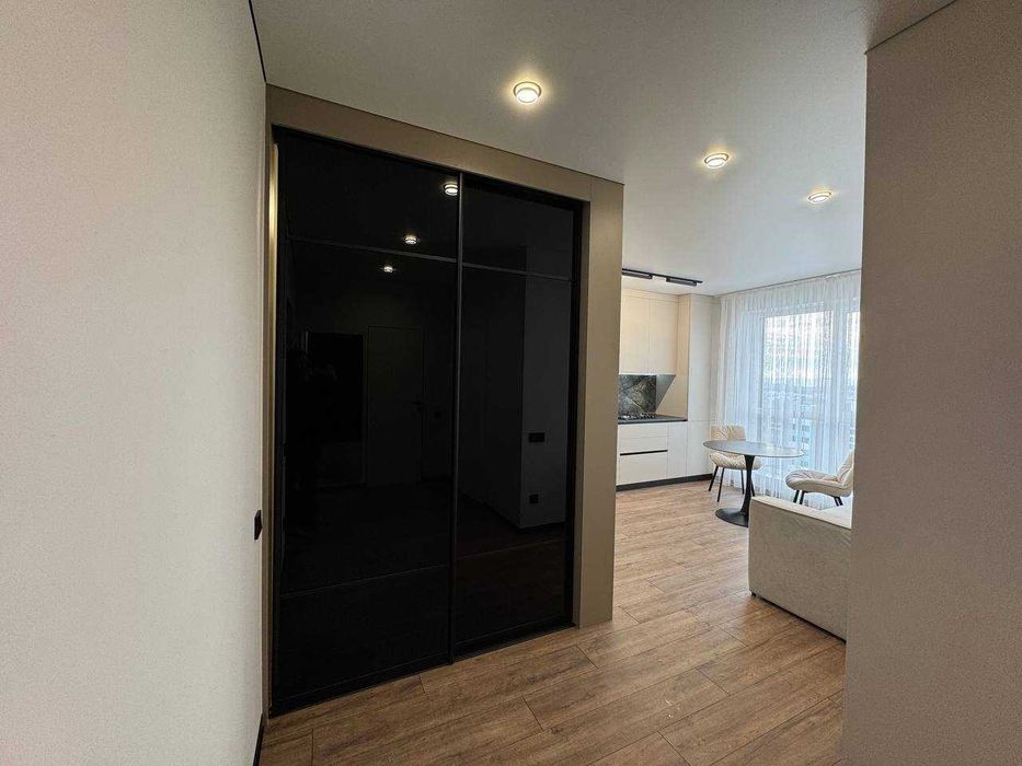 1 кімнатна квартира на Щасливому з ремонтом !