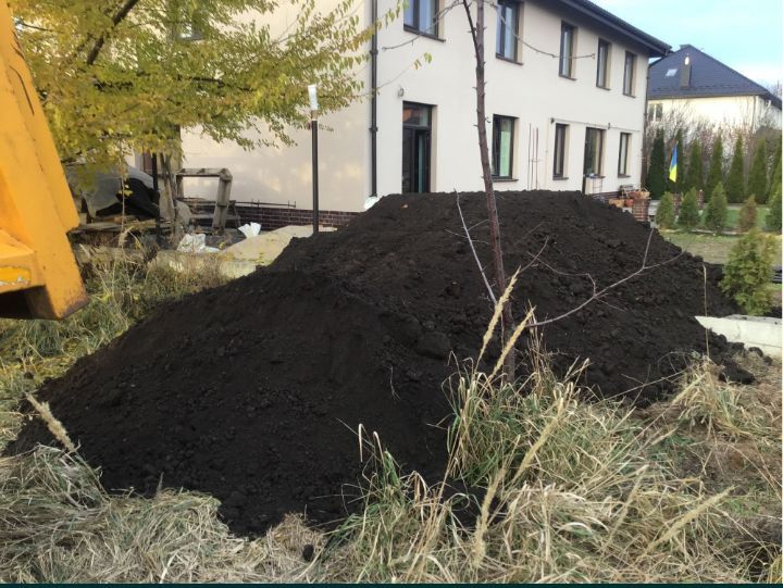 Чорнозем торф доставкою додому об'єм до 12 кубів зараз