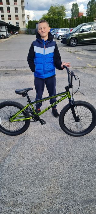 Rower BMX Mongoose Legion L20 20” w kolorze czarno-zielonym
