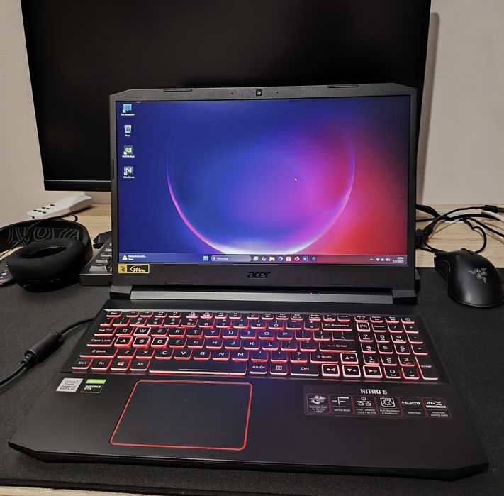 Laptop Acer Nitro 5 i5-10300H / 16GB / 512GB SSD / GTX 1660 Ti / 144Hz