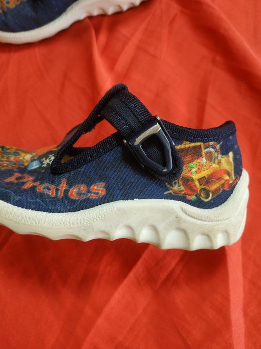 Сандалии детские тапочки пират комнатные 23 р.
