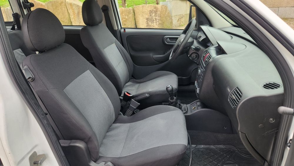 Opel Combo 1.3 CDTI 5 Lugares