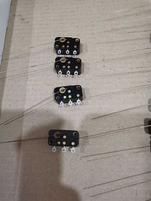 Микропереключатель мікроперемикач МИ-5 3А 220в