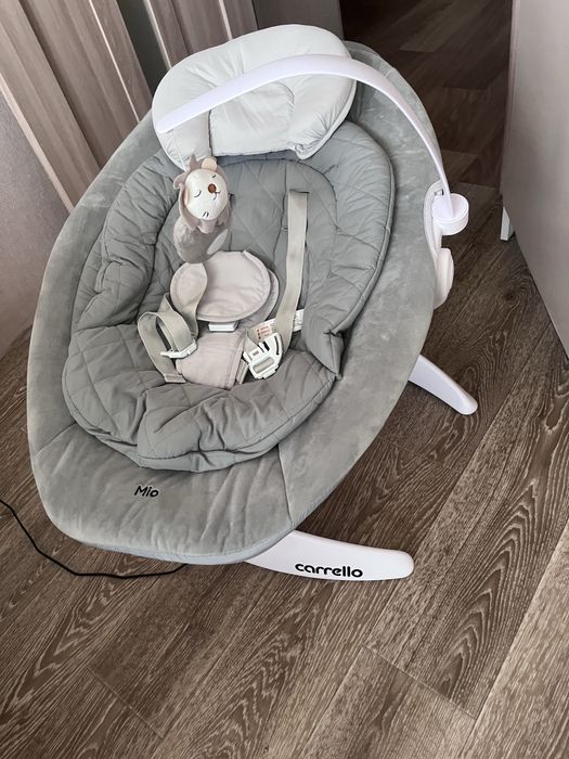 Заколисуючий центр, гойдалка Carrello Mio
