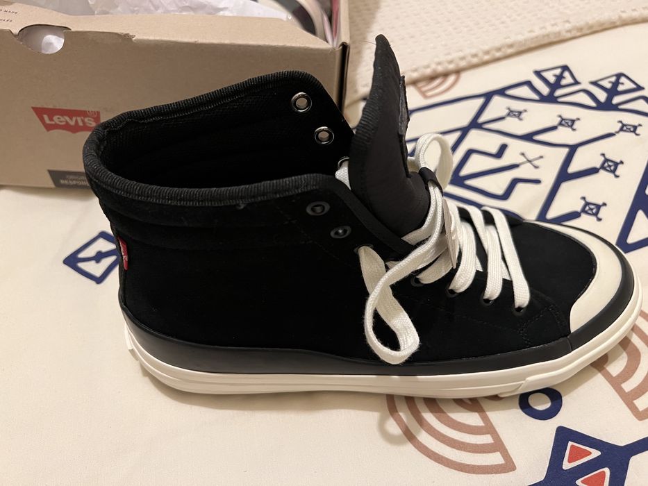 Sapatilhas Levis altas Square Ripple Mid 2 Pretas Novas a estrear