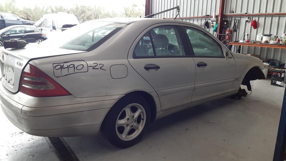 Puxadora Exteriro Da Mala Mercedes-Benz Clase C Bm 203 Berlina