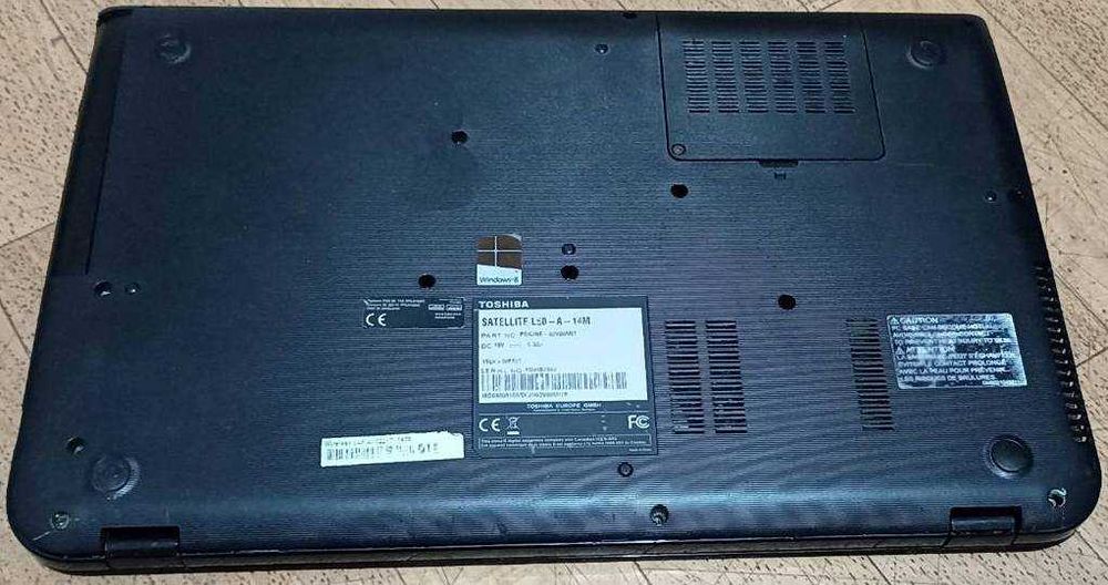 Toshiba Satellite L50-A-14M по частям (разборка)