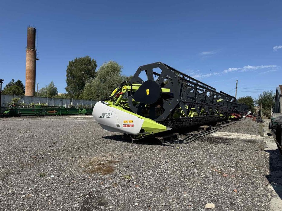 Жатка Claas MaxFlo 12m 2015року. Стан нової  жатки свіжа з європи