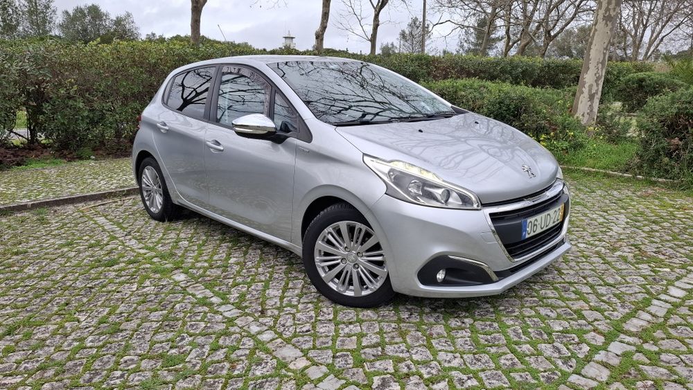 Peugeot 208 1.6 HDi Style