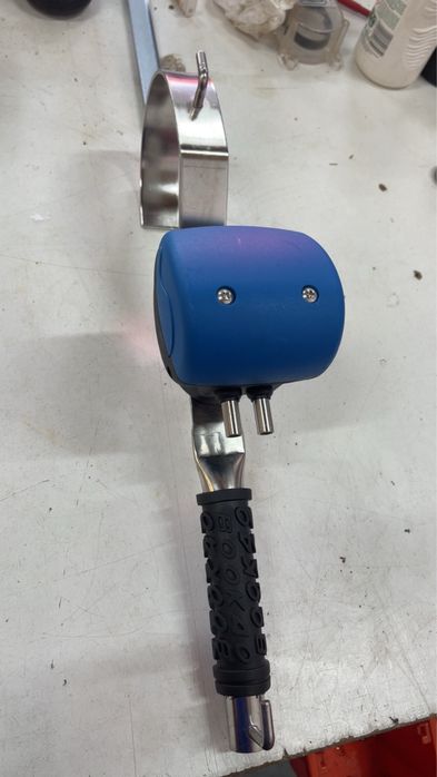 Nowy aparat udojowy , wieszak + pulsator