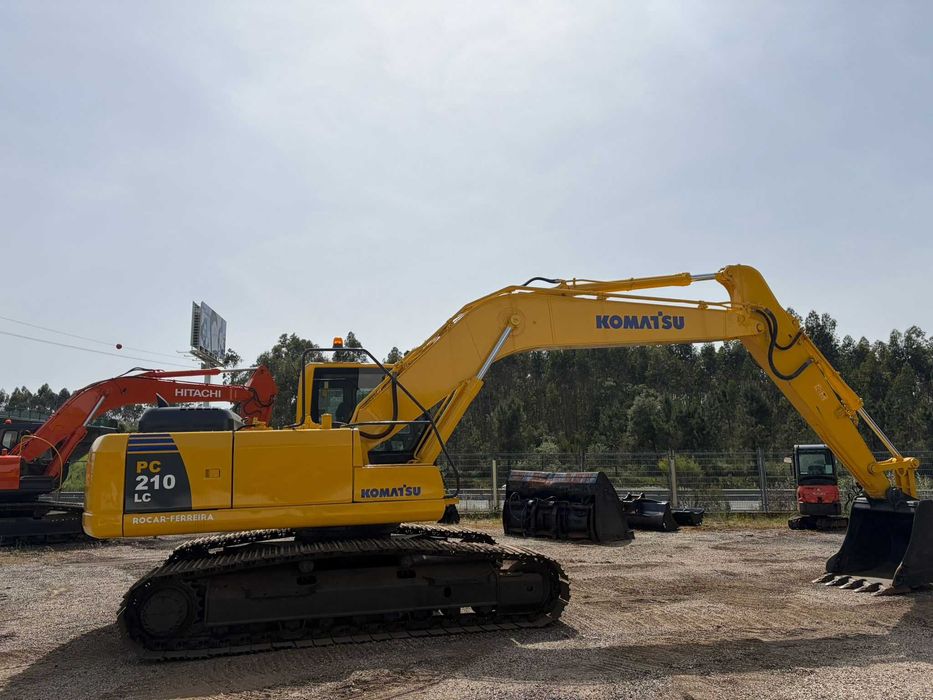 Giratória Komatsu PC210-8
