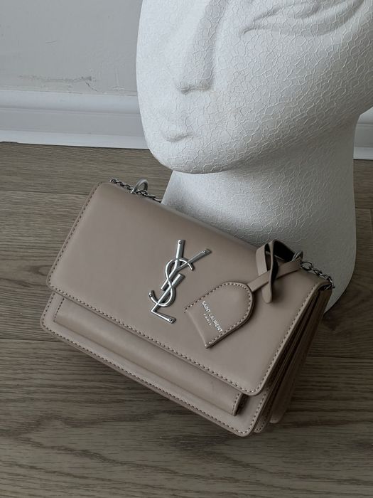 Жіноча сумочка клатч Saint Laurent гладка