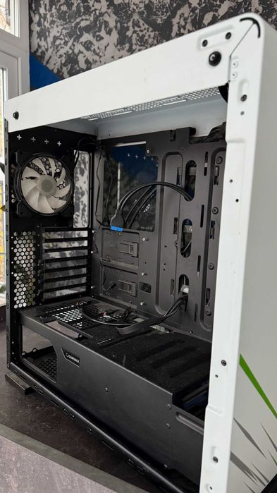 Корпус Gamemax VEGA PRO WH