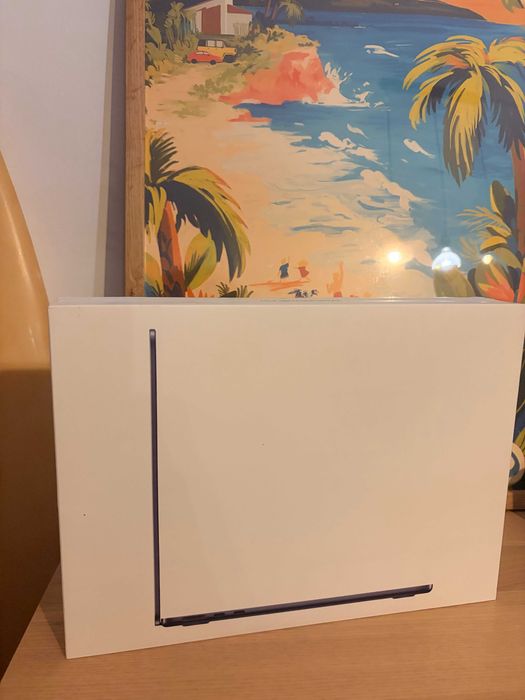 MacBook Air 13” M5 – 24 GB RAM / 1 TB SSD – 10 CPU / 10 GPU – Midnight – NOWY