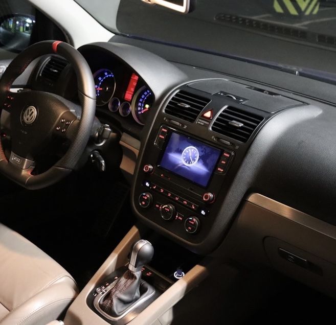 RCD330 Plus з CarPlay і AndroidAuto