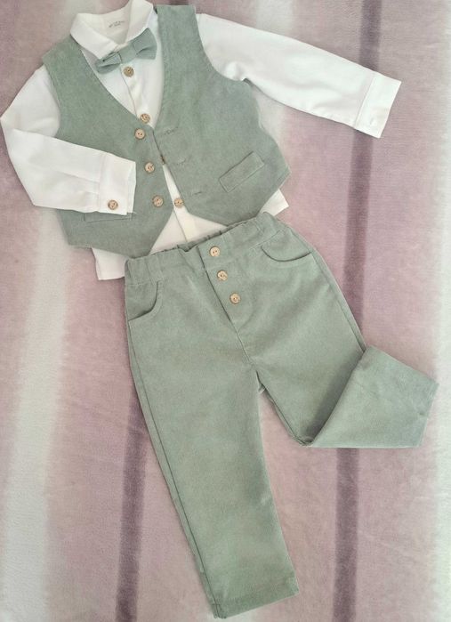 Продам костюм на хлопчика