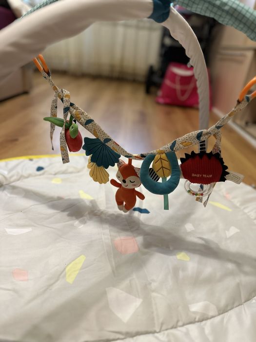 Розвиваючий килимок дитячий Taf Toys