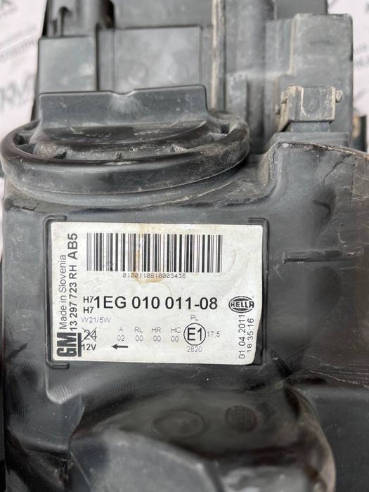 Фара передня права Opel Astra J 09-12р. Європа Опель Астра Джей