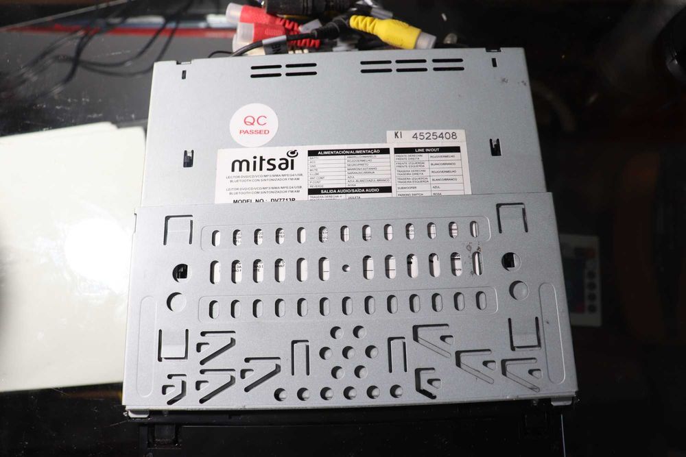 Auto radio Mitsai DV7713P Com ecrã 7 polegadas_por estrear