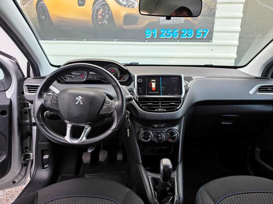 Peugeot 208 1.2VTi 82Cv Style 90.000Km 08/2017