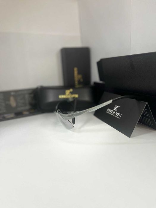 Okulary przeciwsłoneczne Kingseven + etui