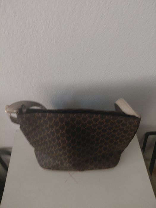 Mala de senhora em bom estado geral 5€