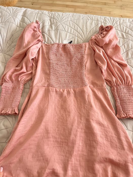 Нова сукня від H&M приємного бевево персикового кольору