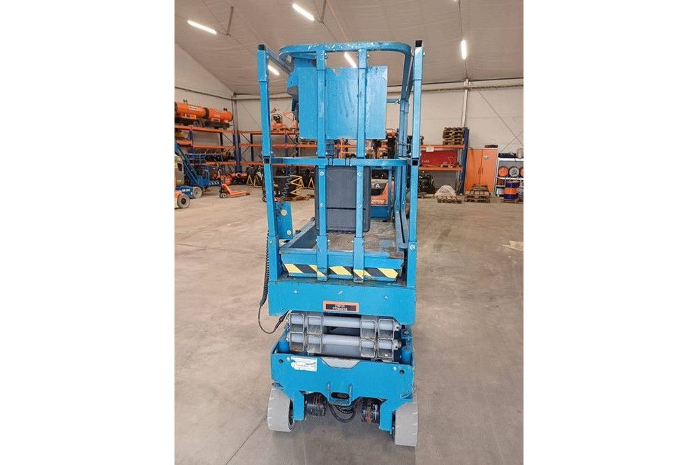 Genie GS 1532  Genie GS 1532