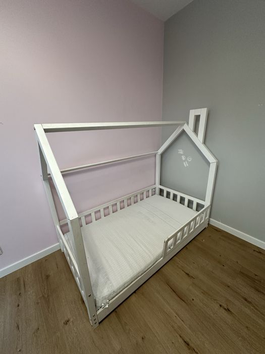 Drewniane łóżko domek 90 x160