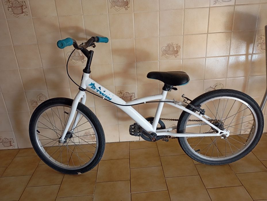 Vendo bicicleta a funcionar perfeitamente