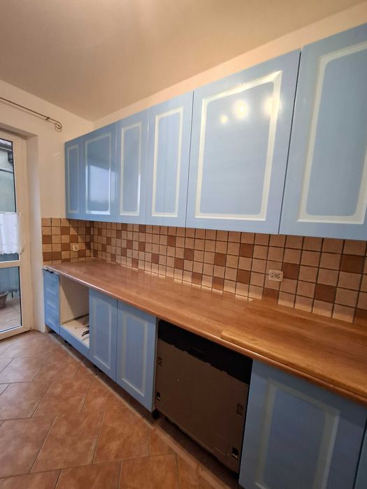 Sprzedam meble kuchenne nowe dugość 330cm z blatem + sprzęt AGD
