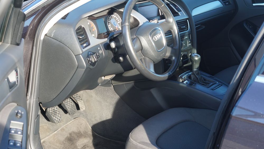 Продам Audi A4 B8